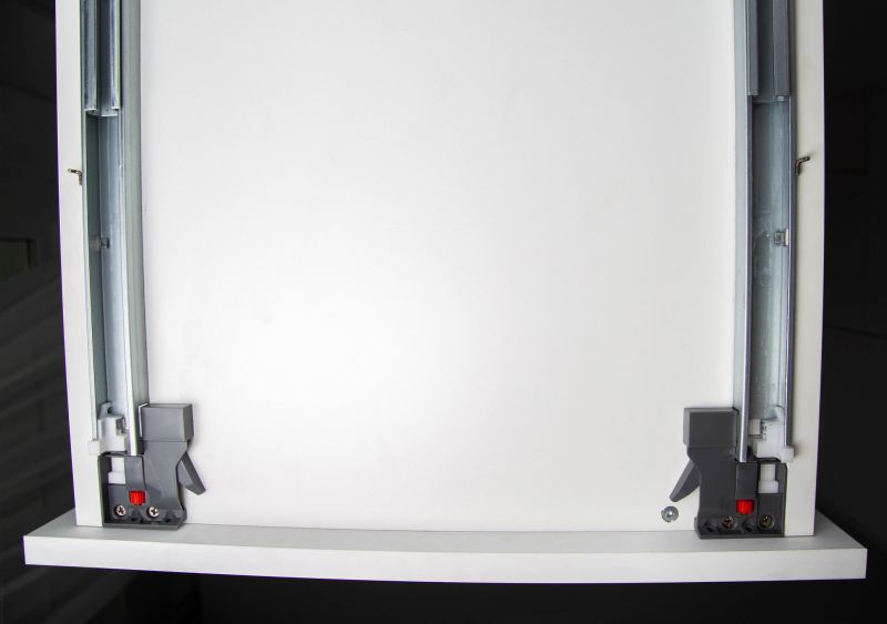 Drawer Hardware Replacement detail