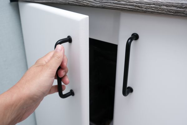 Cabinet Door Repair in Akron