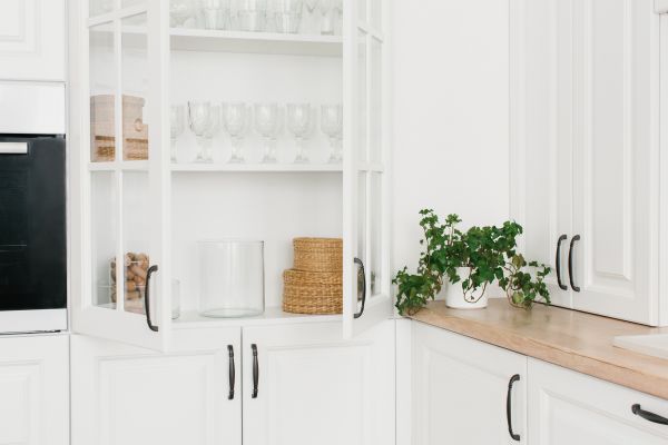 Glass Cabinet Replacement in Akron