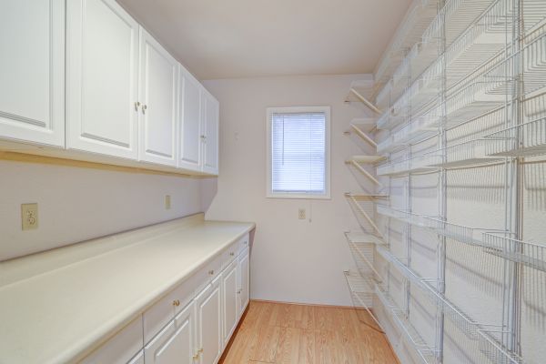 Pantry Repair in Akron