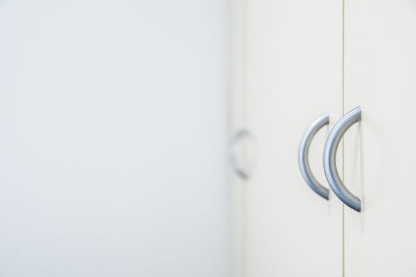 Cabinet Handle Replacement in Akron