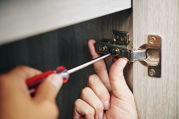 Cabinet Hinge Installation in Akron